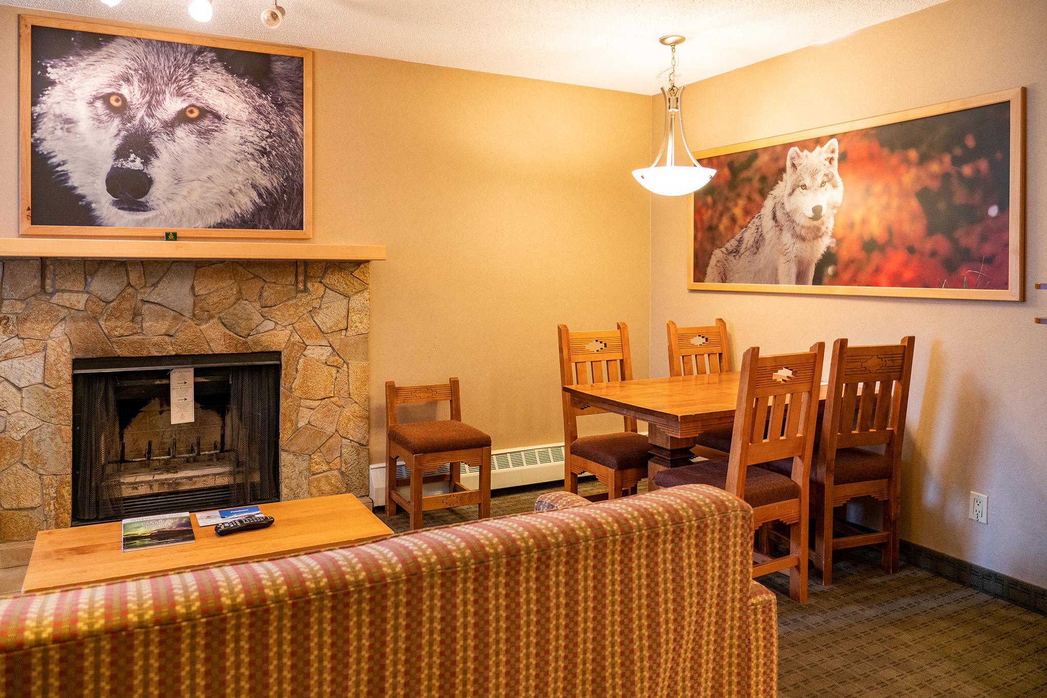 Banff Rocky Mountain Resort Екстериор снимка